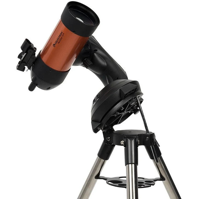 Celestron NexStar 4SE Maksutov Schmidt-Cassegrain computerized telescope with compact optical tube and integrated hand controller.