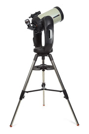 Celestron CPC Deluxe 925 EdgeHD Schmidt-Cassegrain computerized telescope with mount and optical tube for astrophotography and stargazing.